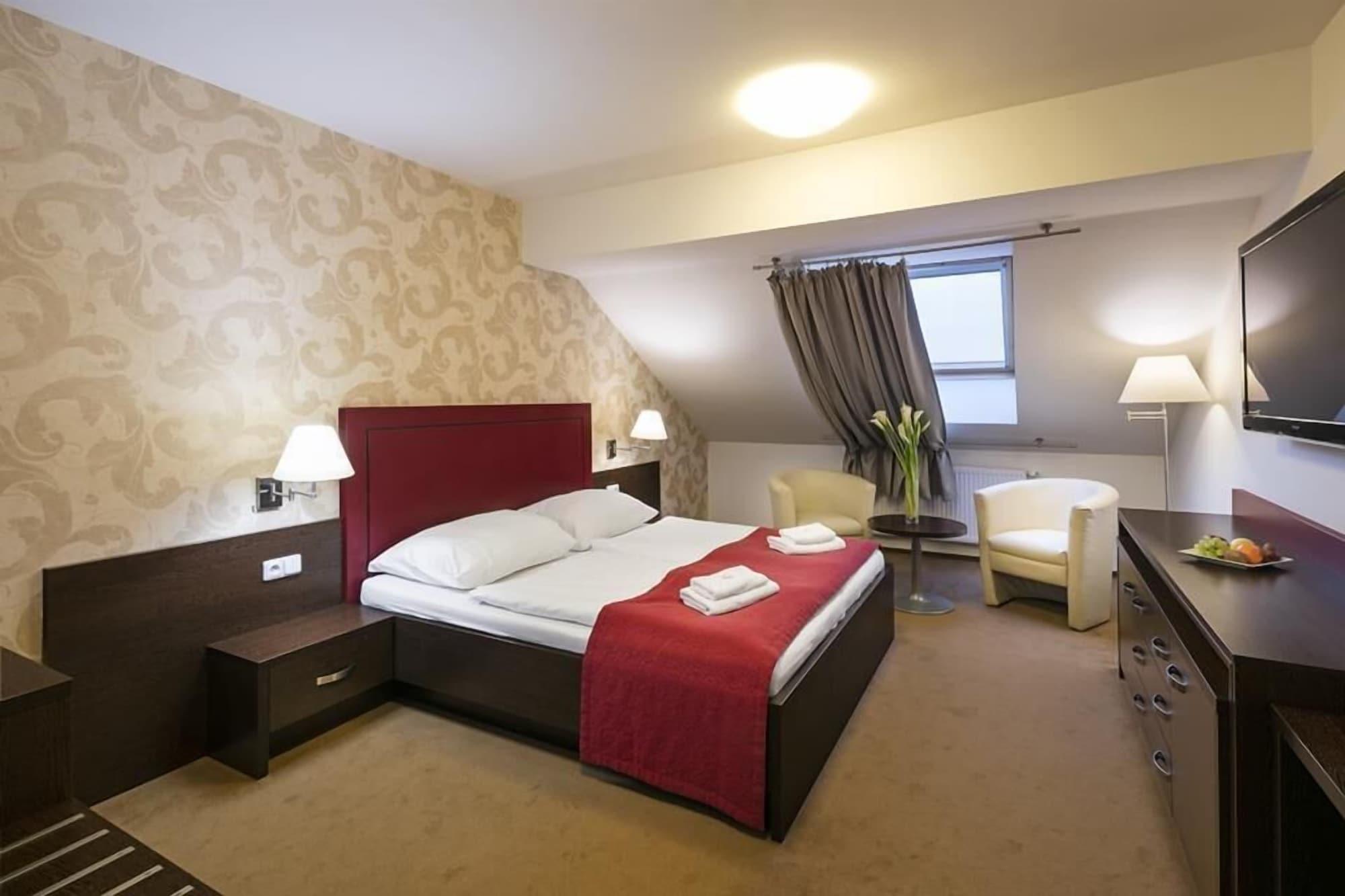 Wine Wellness Hotel Amande Hustopeče Εξωτερικό φωτογραφία