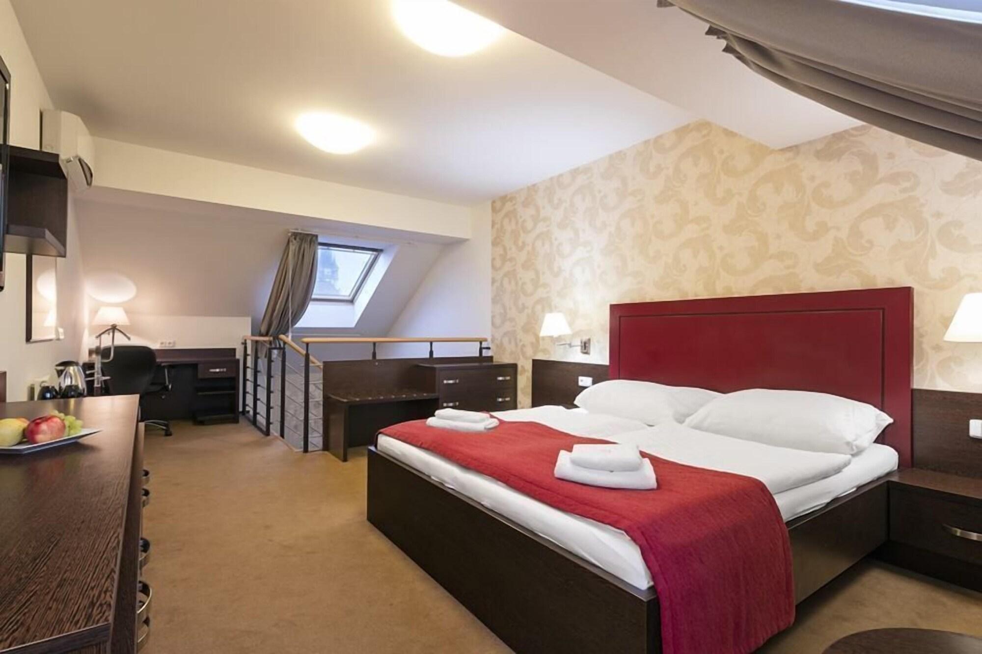 Wine Wellness Hotel Amande Hustopeče Εξωτερικό φωτογραφία