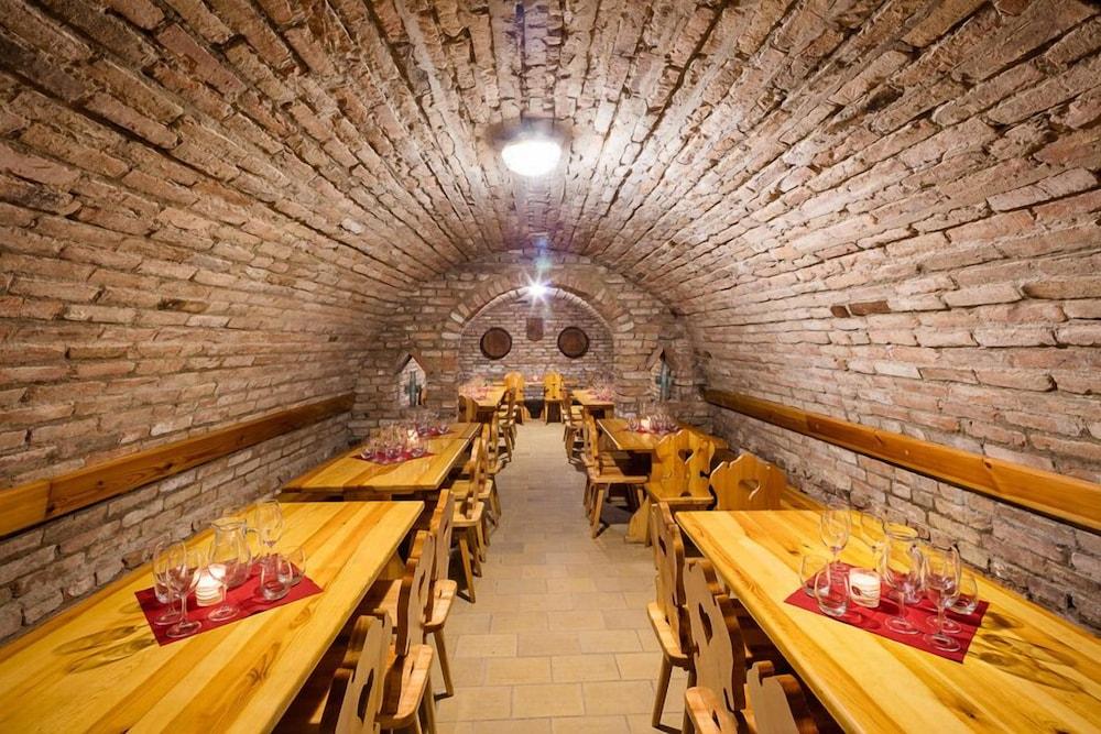 Wine Wellness Hotel Amande Hustopeče Εξωτερικό φωτογραφία