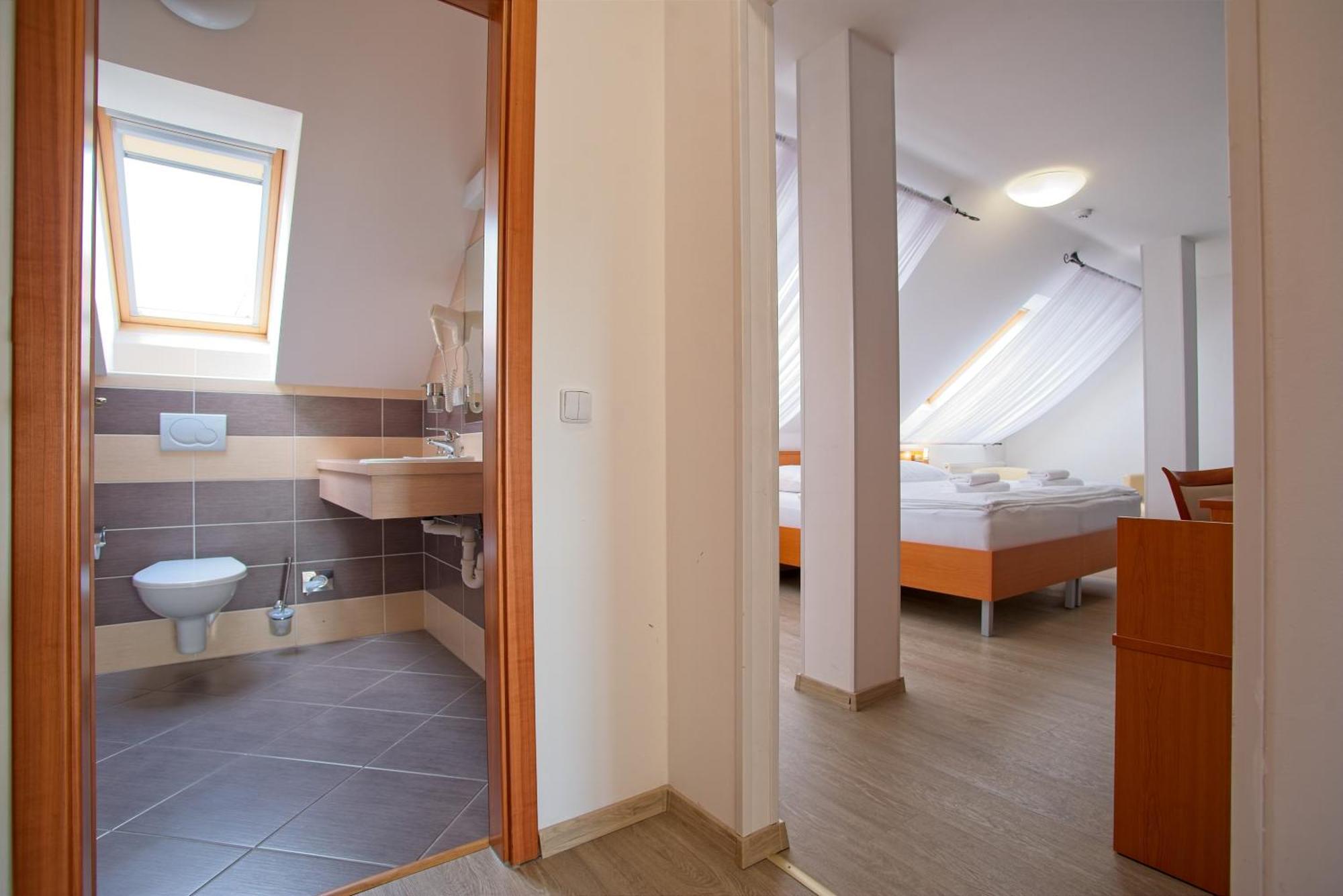 Wine Wellness Hotel Amande Hustopeče Εξωτερικό φωτογραφία