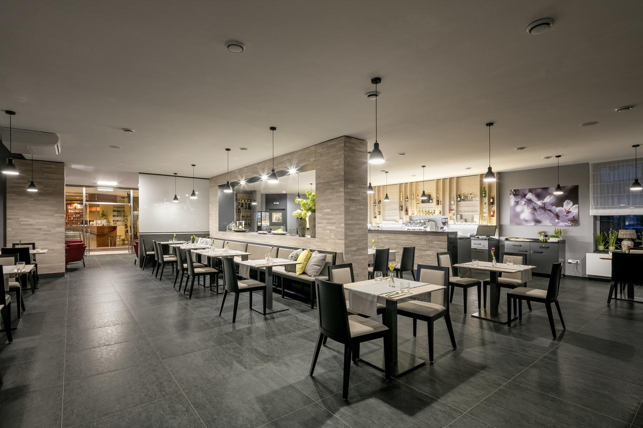 Wine Wellness Hotel Amande Hustopeče Εξωτερικό φωτογραφία