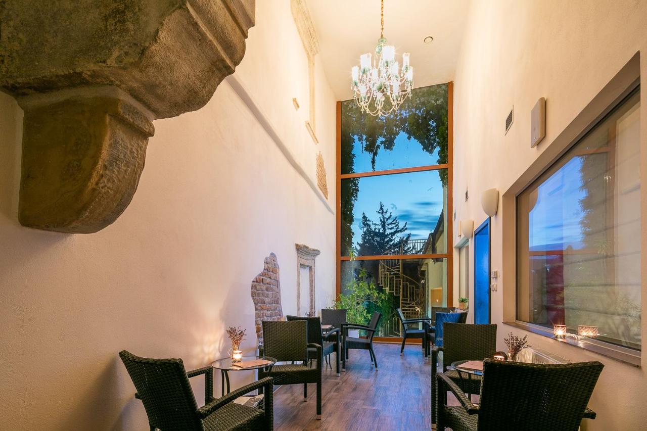 Wine Wellness Hotel Amande Hustopeče Εξωτερικό φωτογραφία