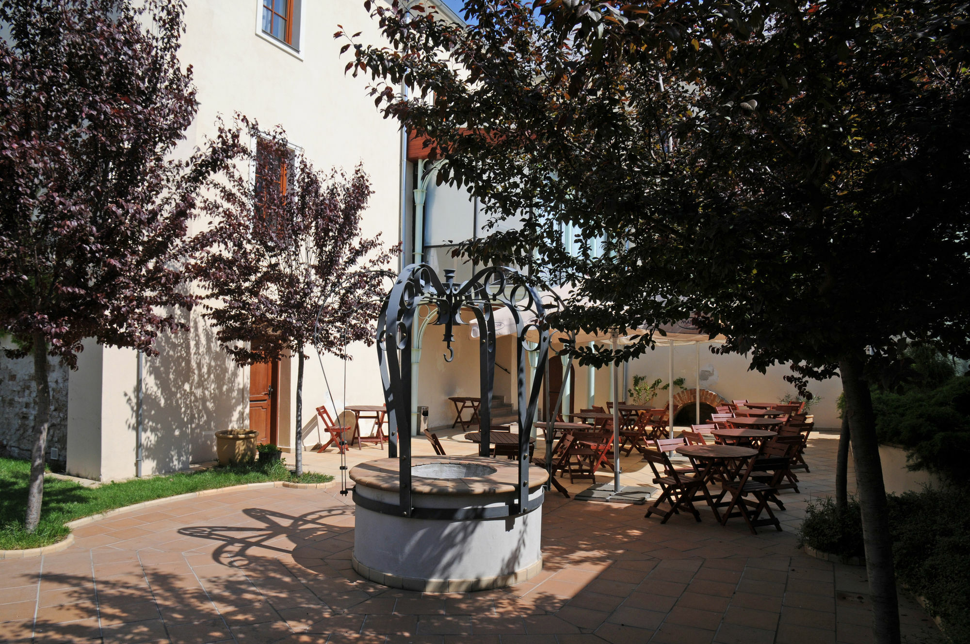 Wine Wellness Hotel Amande Hustopeče Εξωτερικό φωτογραφία